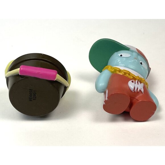 Lot 2 HASBRO Lost Kitties Series 2 Miniature Mini Figurines MAXALAX & BONEZ EUC - Picture 3 of 3